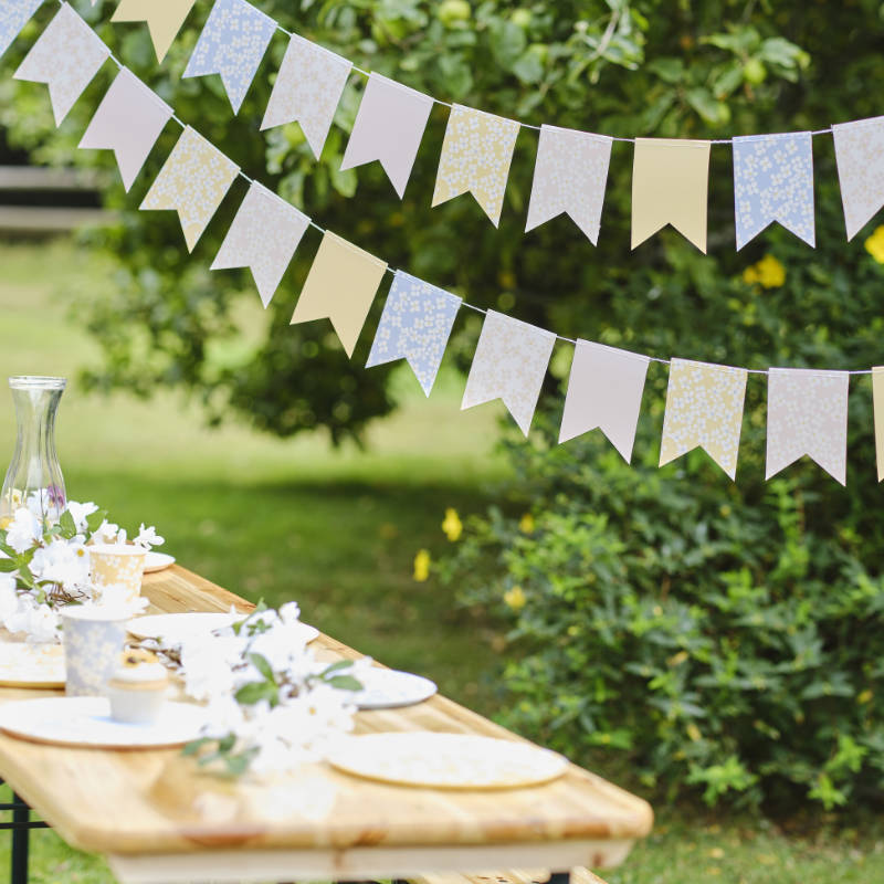Kindergeburtstag-Wimpelkette_Fruehling_2