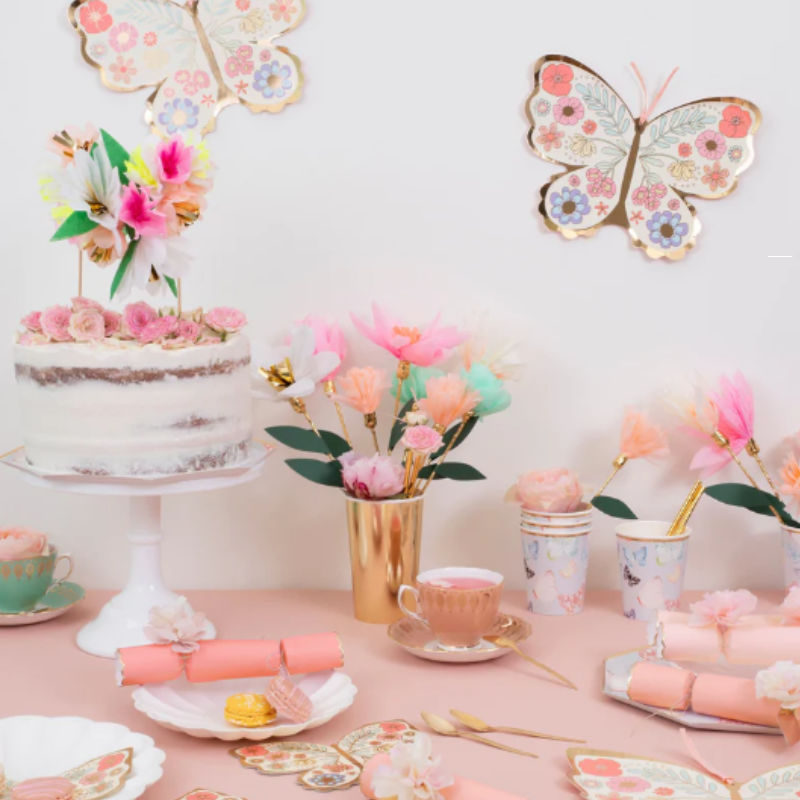 Kindergeburtstag-Tischdekoration-Meri-Meri-Blumen-2