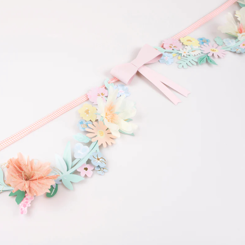 kinderparty 121124-14_Girlande_Blumen_MeriMeri_detail1