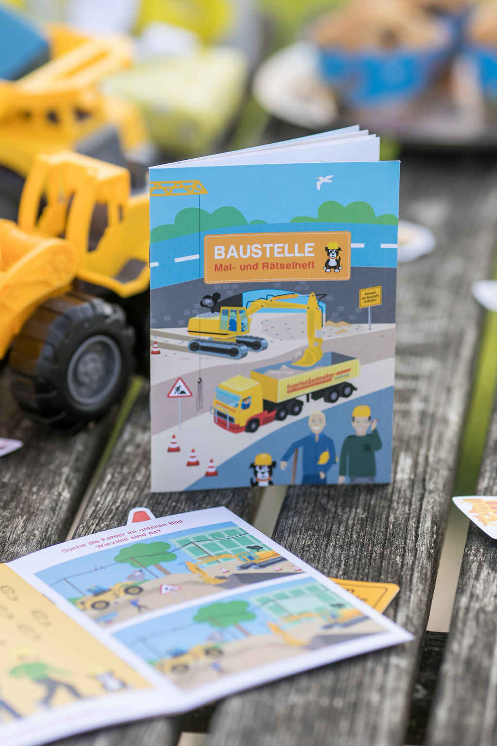 kinderparty 4013986304211BAUMAL001_03