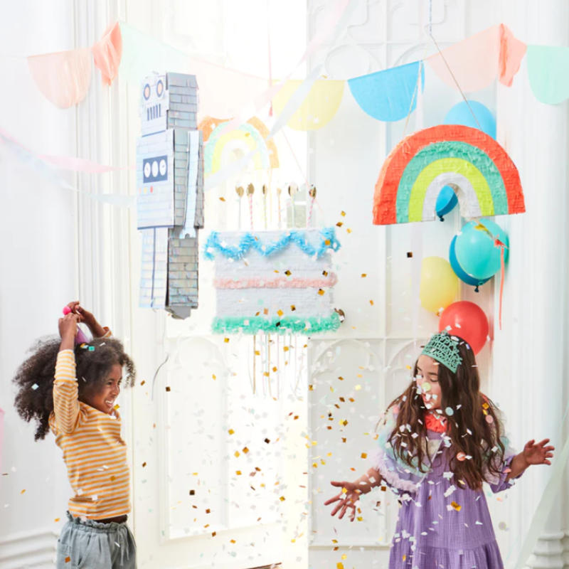 Kindergeburtstag-Zieh_Pinata_Meri_Geburtstagstorte_2