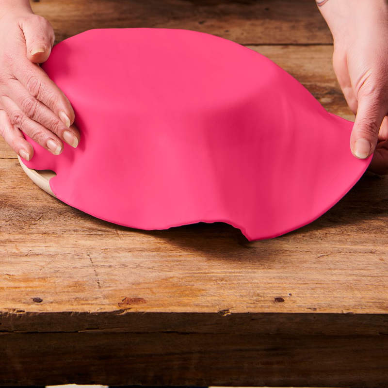 Kindergeburtstag-FunCakes_Fondant_ausgerollt_Hot_Pink