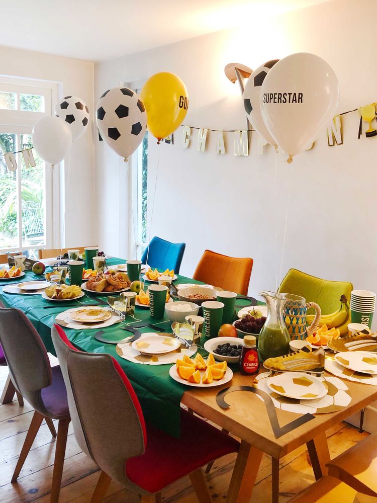 kinderparty party-camp-balloons_3359c7ab-3bd6-4254-a657-29a7a6eac973