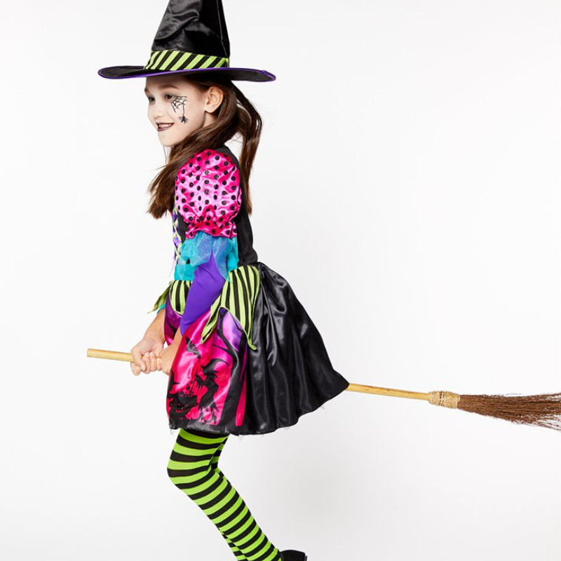 Kindergeburtstag-Kostuem_farbige_Hexe_1