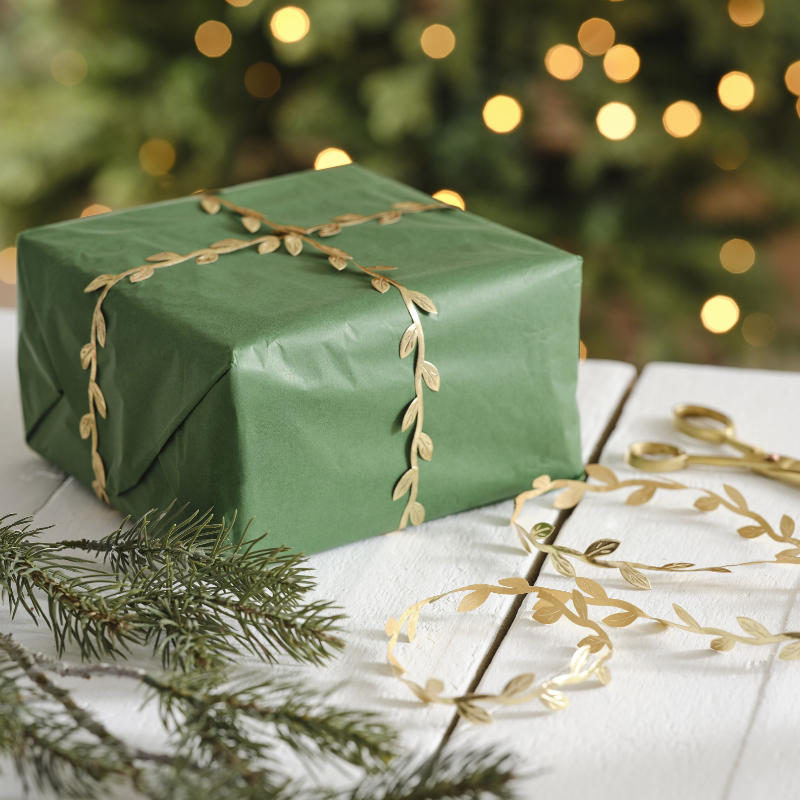 Kindergeburtstag-Geschenkband_goldene_Blaetter_2