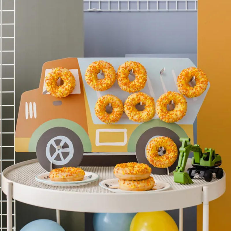 Kindergeburtstag-Donutstaender_Baufahrzeuge_1