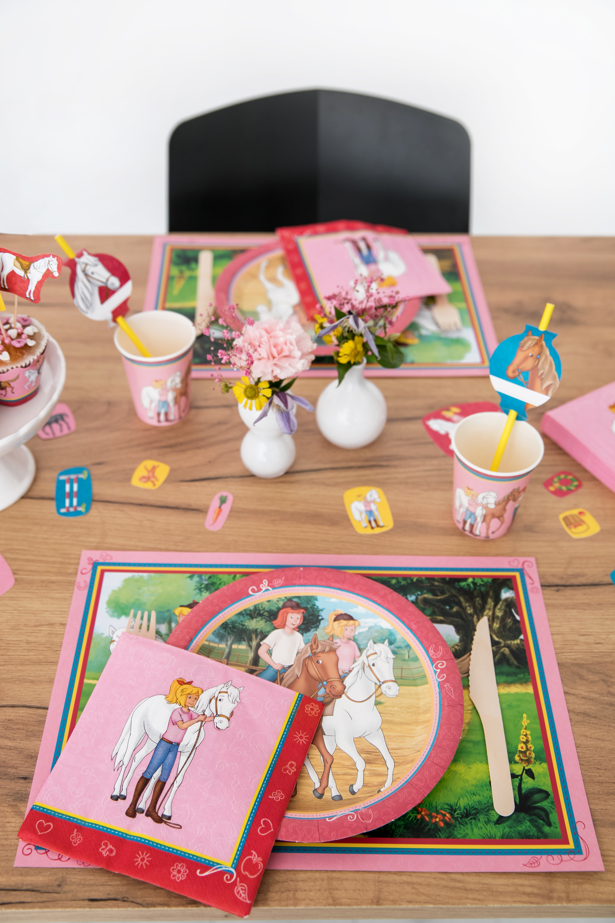 Tabelle, Tischplatte, Leute, Stuhl, Tasse