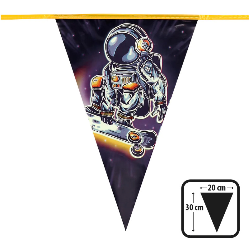 Kindergeburtstag-Wimpelkette-Weltraum-1