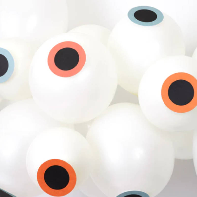Kindergeburtstag-Ballonbogen_Meri_Halloween_Augen_1